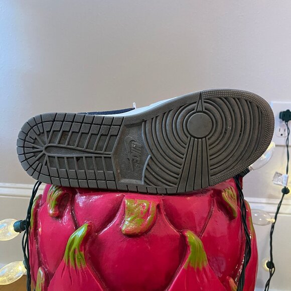 Nike Air Jordan 1 Mid "Paris," Size M 10.5 / W 12 - Picture 8 of 10